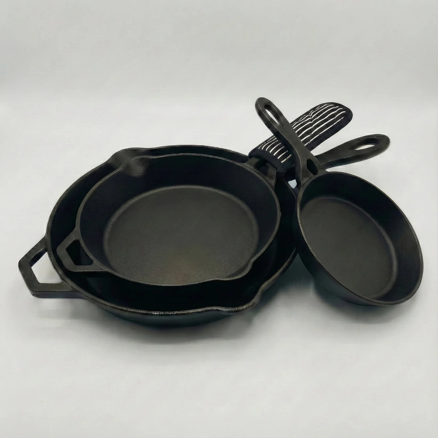 Rednas gietijzeren koekenpannen set 3-delig (16, 22 en 28 cm) — gietijzeren pannen zonder coating, geschikt voor oven en BBQ